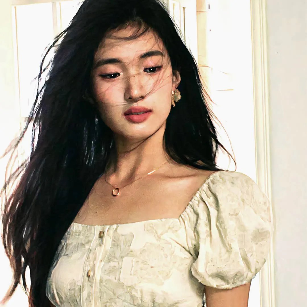 攀岩女孩儿
